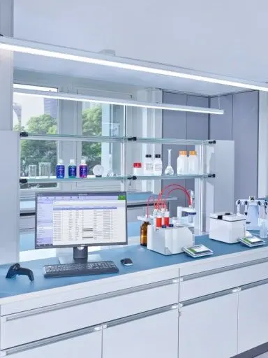 ice_redpanda.love의 대저택 연구소