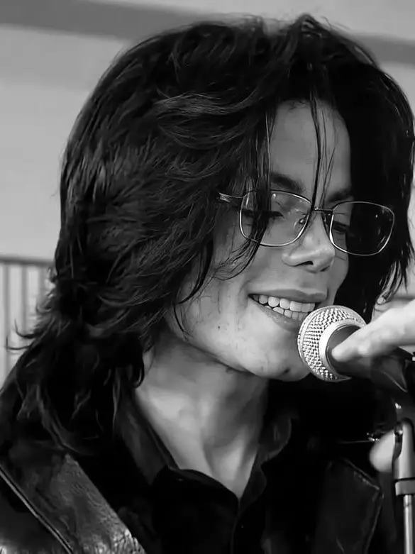 SecureCold1719의 michael jackson <3