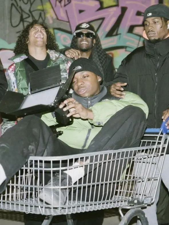 OverlyXerus3168의 Don’t get the cops called