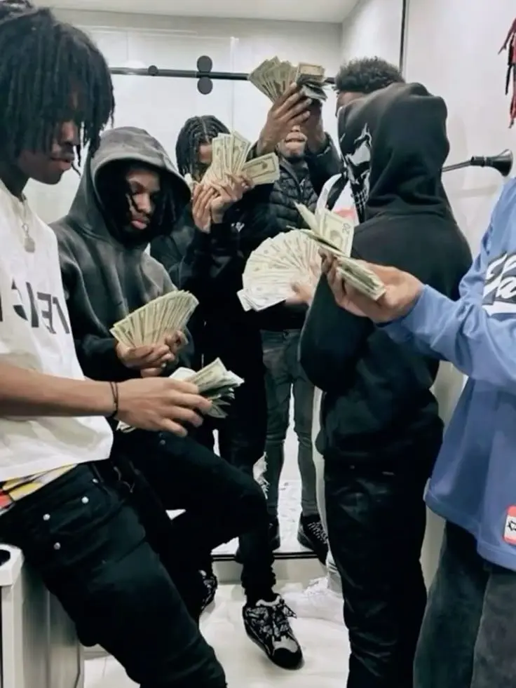 Moneyjunkie의 Hood rp
