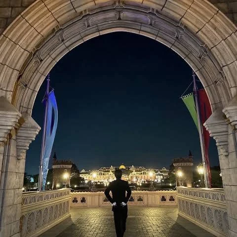 隣の席の君