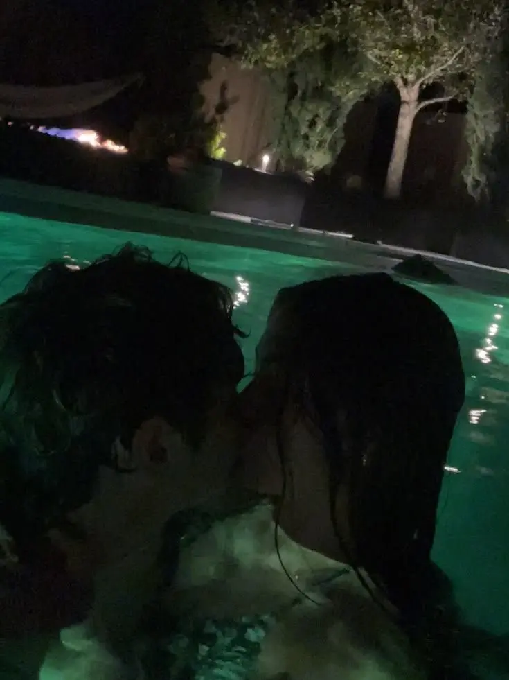 Quinn2137의 "Normal" Pool Party Things