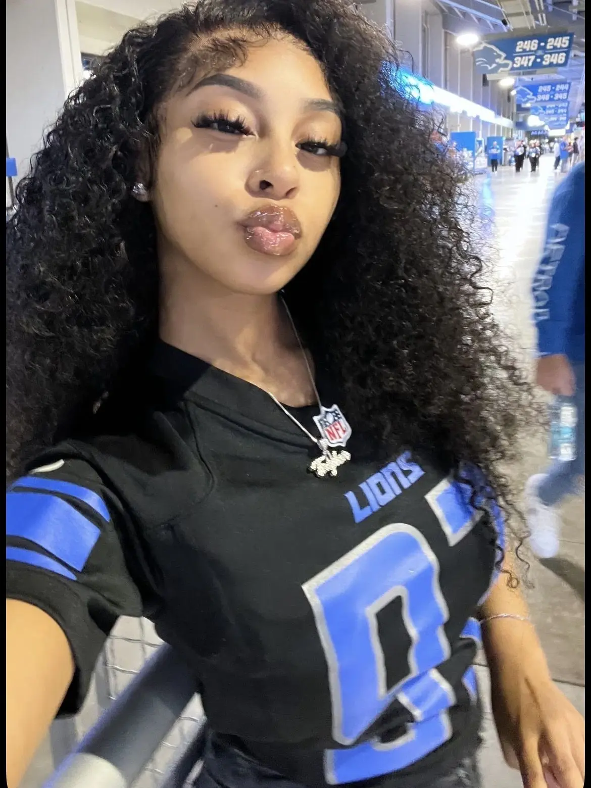 CrystalZeRivers의 Ashleigh