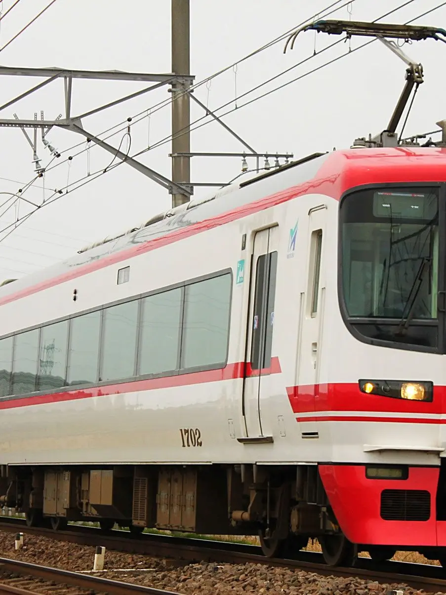 SuppleEra6183의 名鉄の保留線にて〜