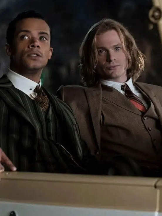 FlushHawk8056의 Louis and Lestat- Polyamory