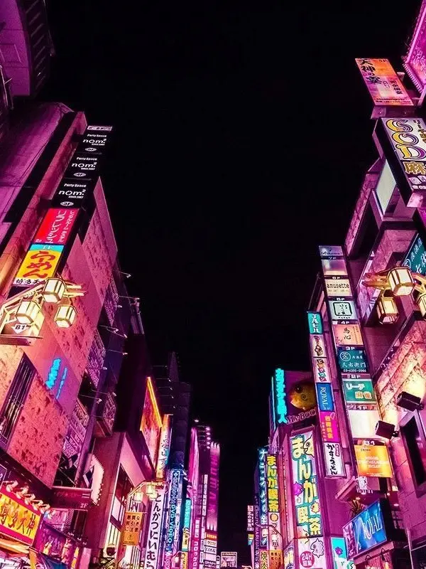 HORRORQUEEN의 KISS band takes a tour to Japan 🇯🇵