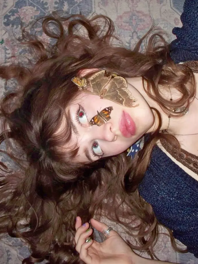 Honeybeedearest의 Another paisley rae<33