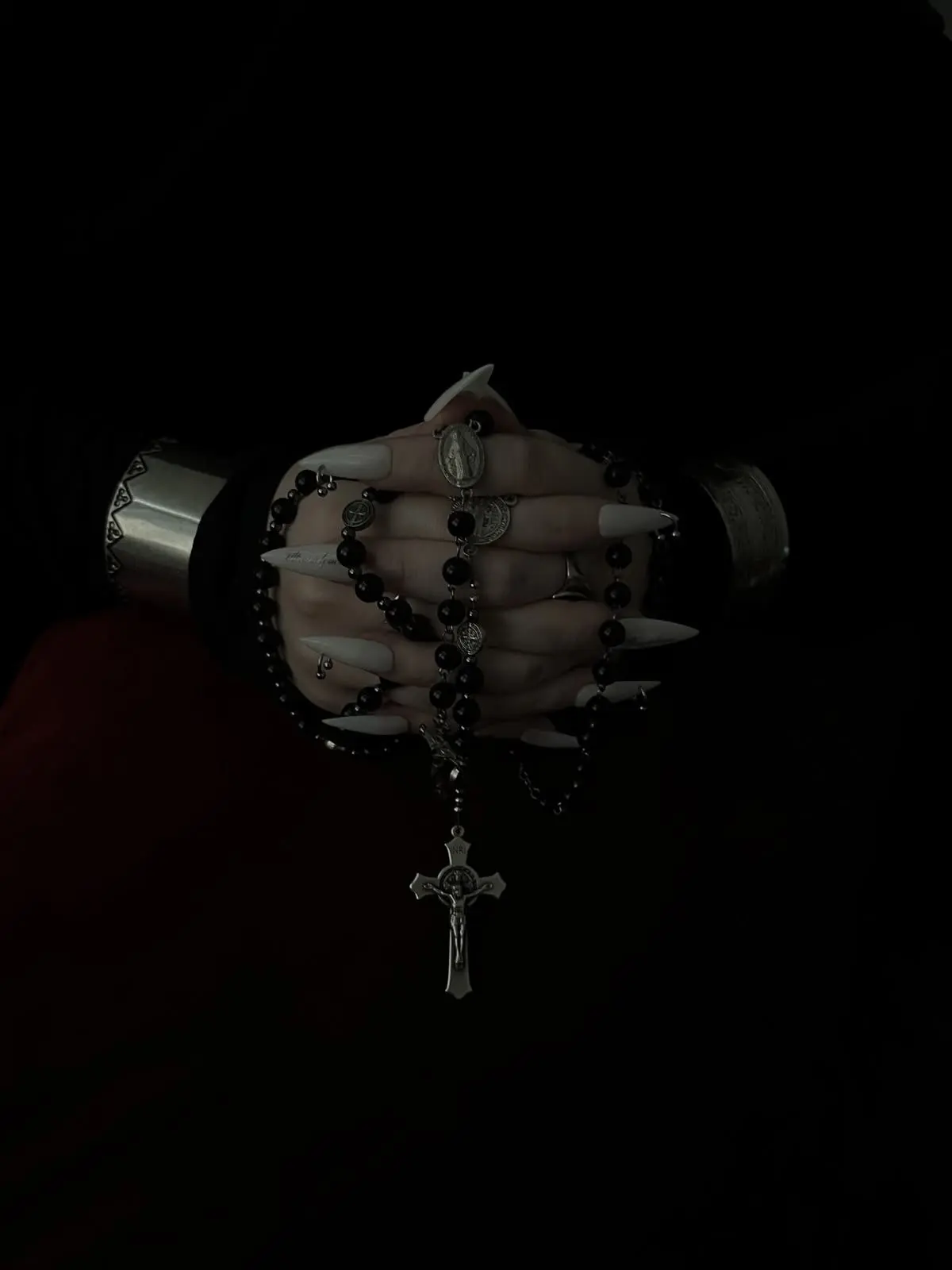 InevitablyUnhinged의 Forgive Me Father…