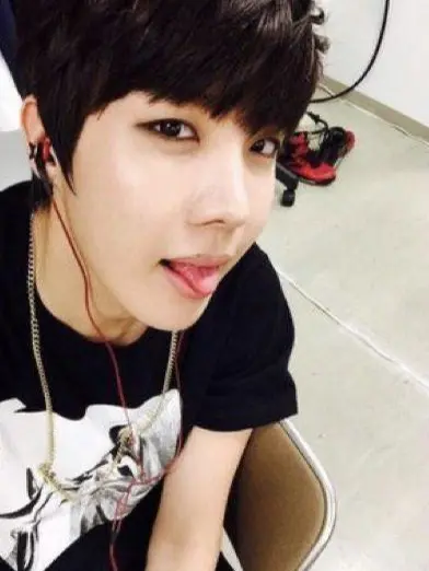 SkinnyBarb7726의 J-hope ~your dancer and idol boyfriend~