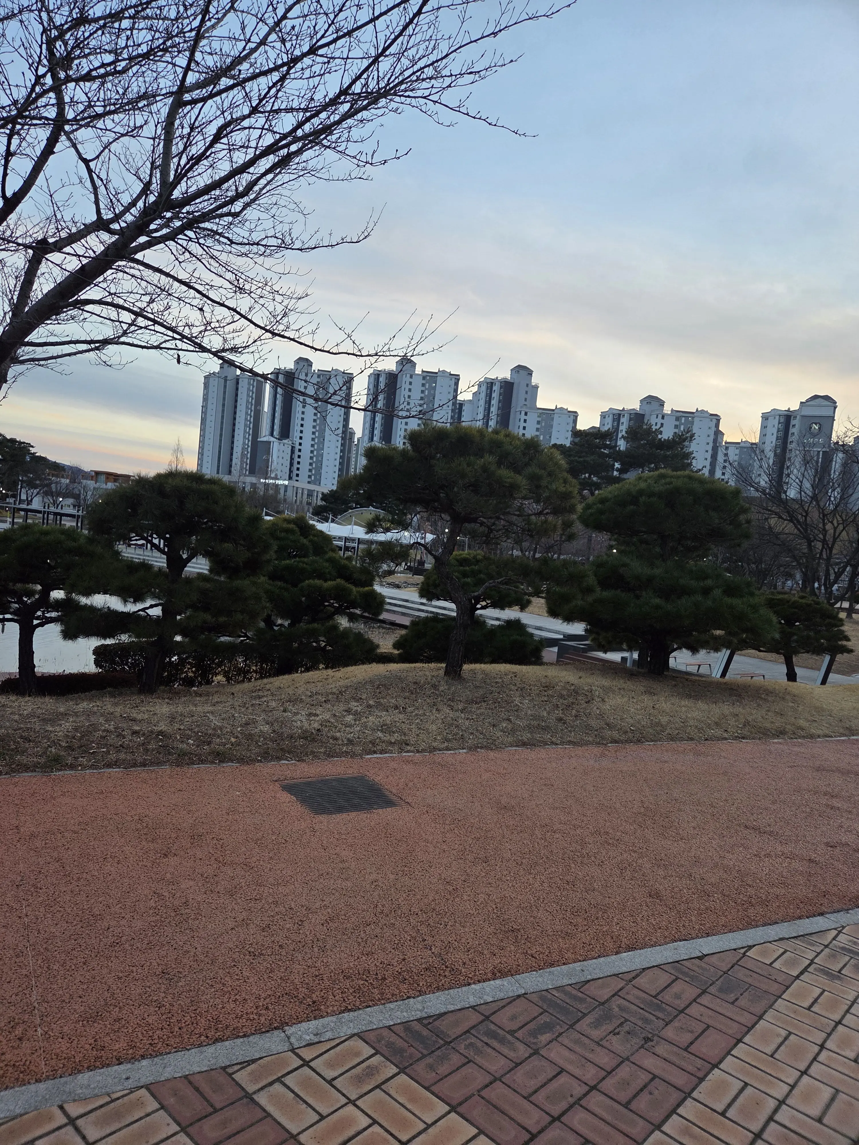 AESMY79의 유지민