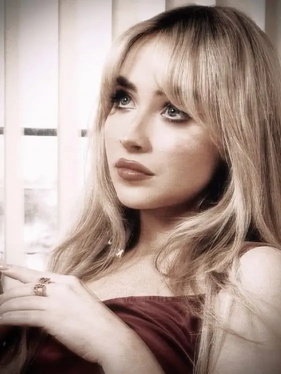 WsgBro의 Sabrina Carpenter