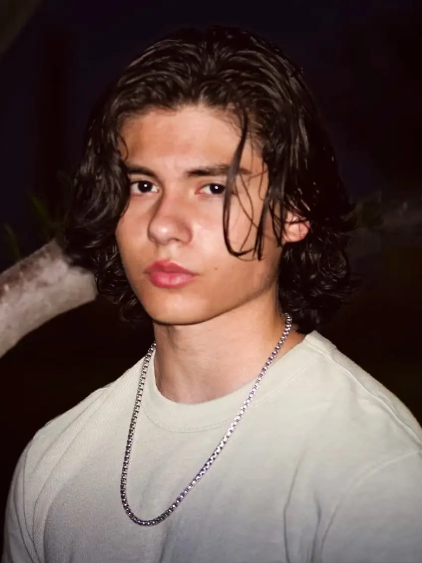 TiredEmmy의 Miguel Mora