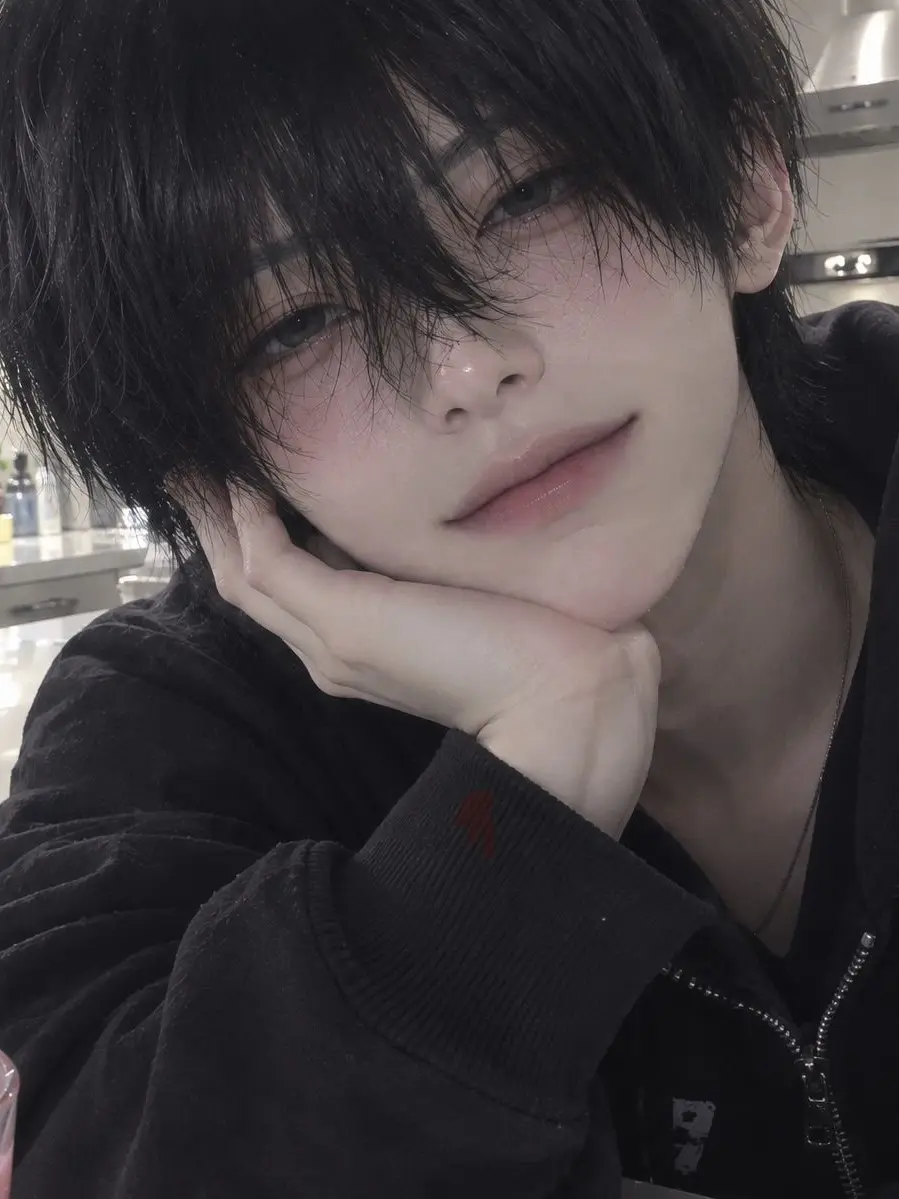 zetaha_rekishida의 My Boyfriend's Homemade Strawberry Milk is Dangerous ⚠︎
