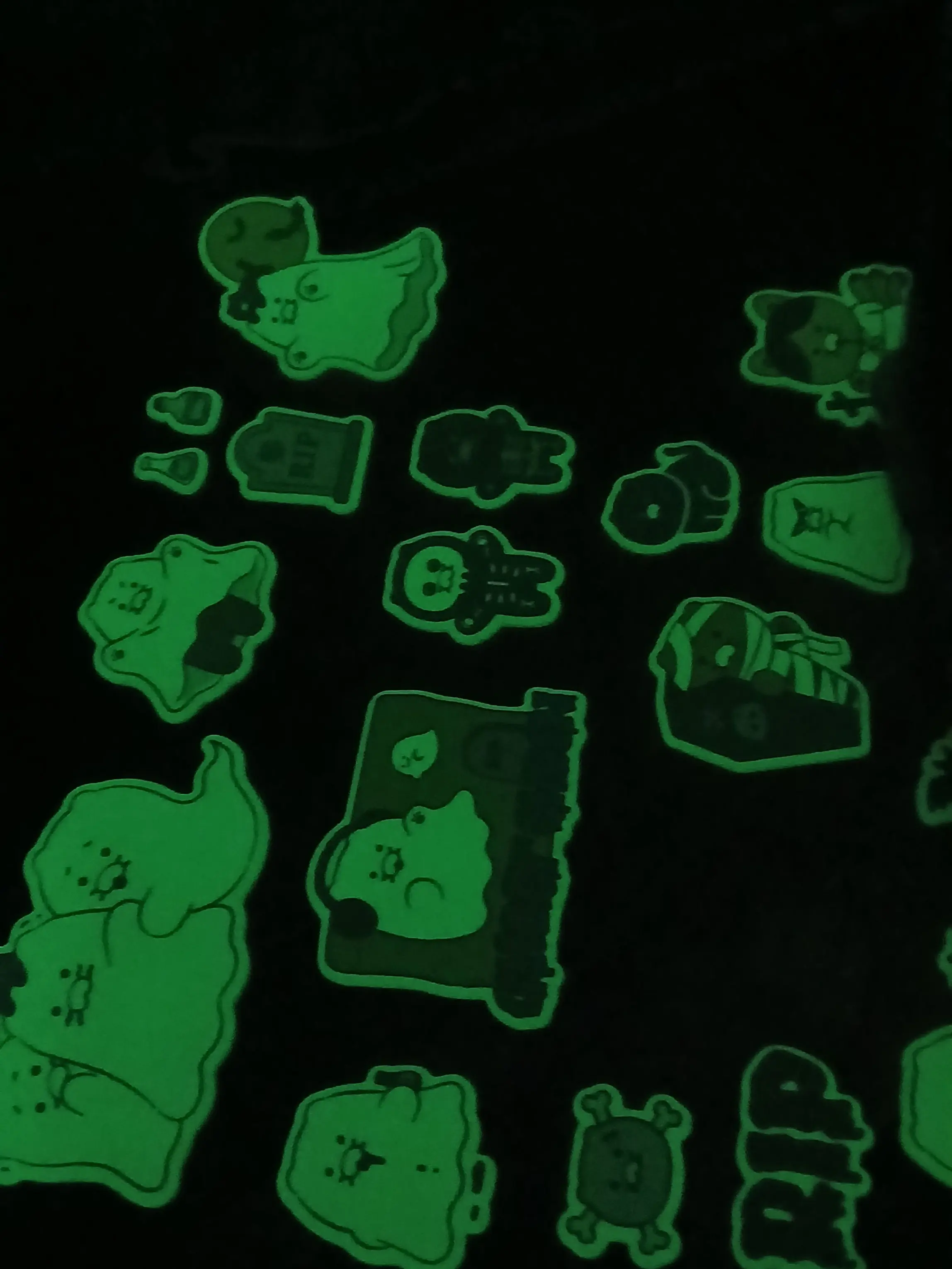 SicklyWolf8977의 당찬과 헤어진 {{user}} !!