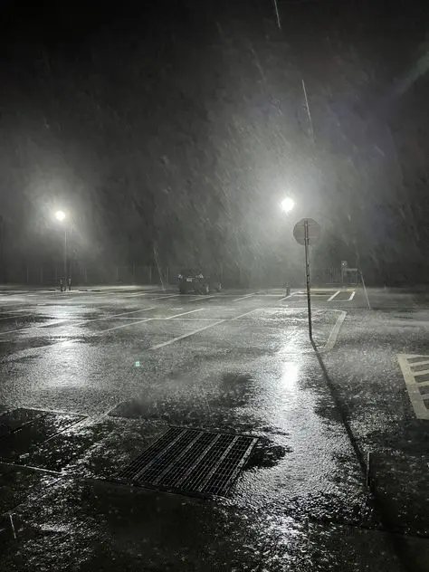 Bede_kiki_loveU의 수상한 도시에서 살아남기!