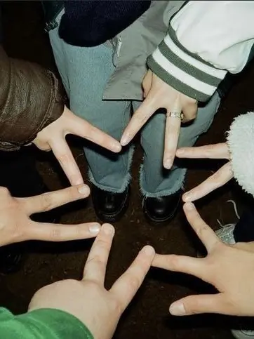 cal.mp4의 ᯓᡣ𐭩 FRIEND GROUP!