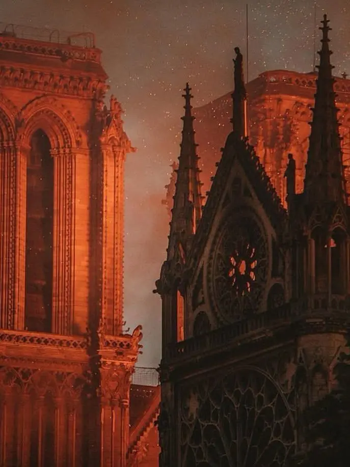 Dreamcoreinscreen의 𝔑𝔬𝔱𝔯𝔢 𝔇𝔞𝔪𝔢.