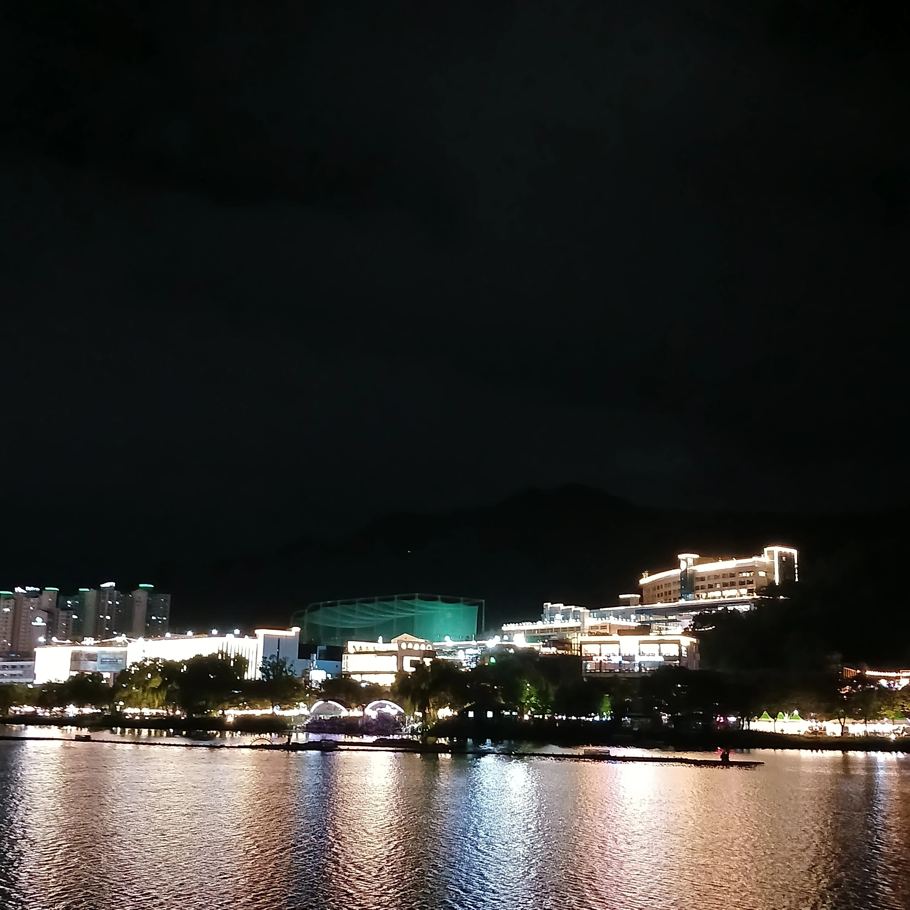 짝퉁꽥꽥탐험대에들어오다?!