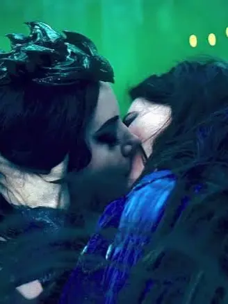 K_E_Y의 Rio Vidal and  Agatha Harkness