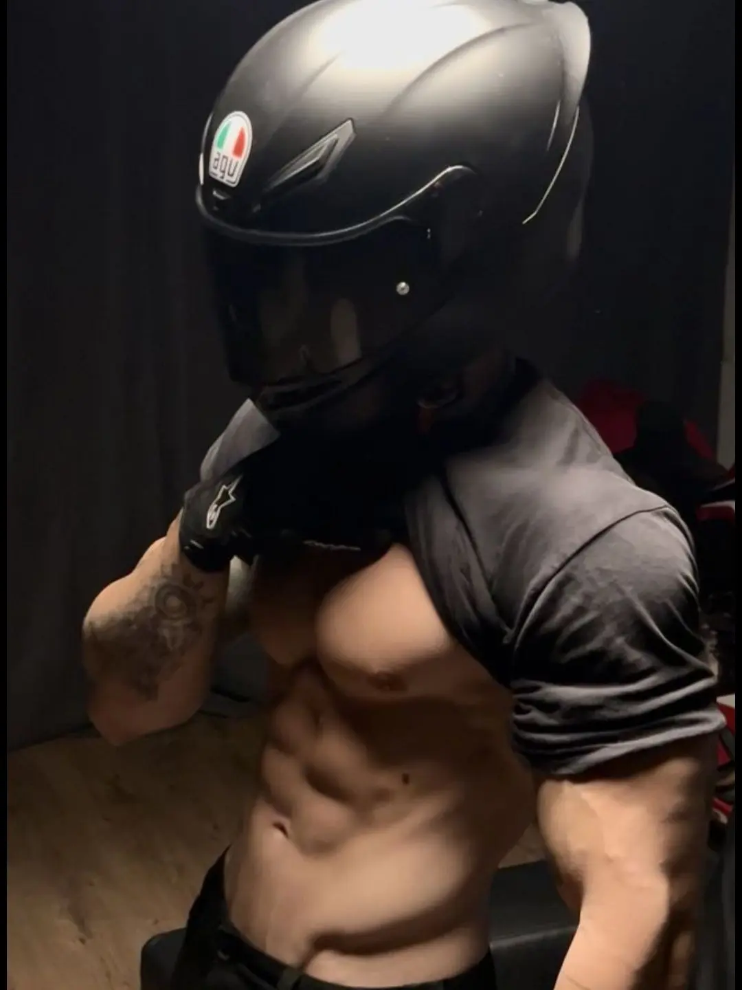 DEFFNOT_YOU의 Hot Gay Biker |BL|