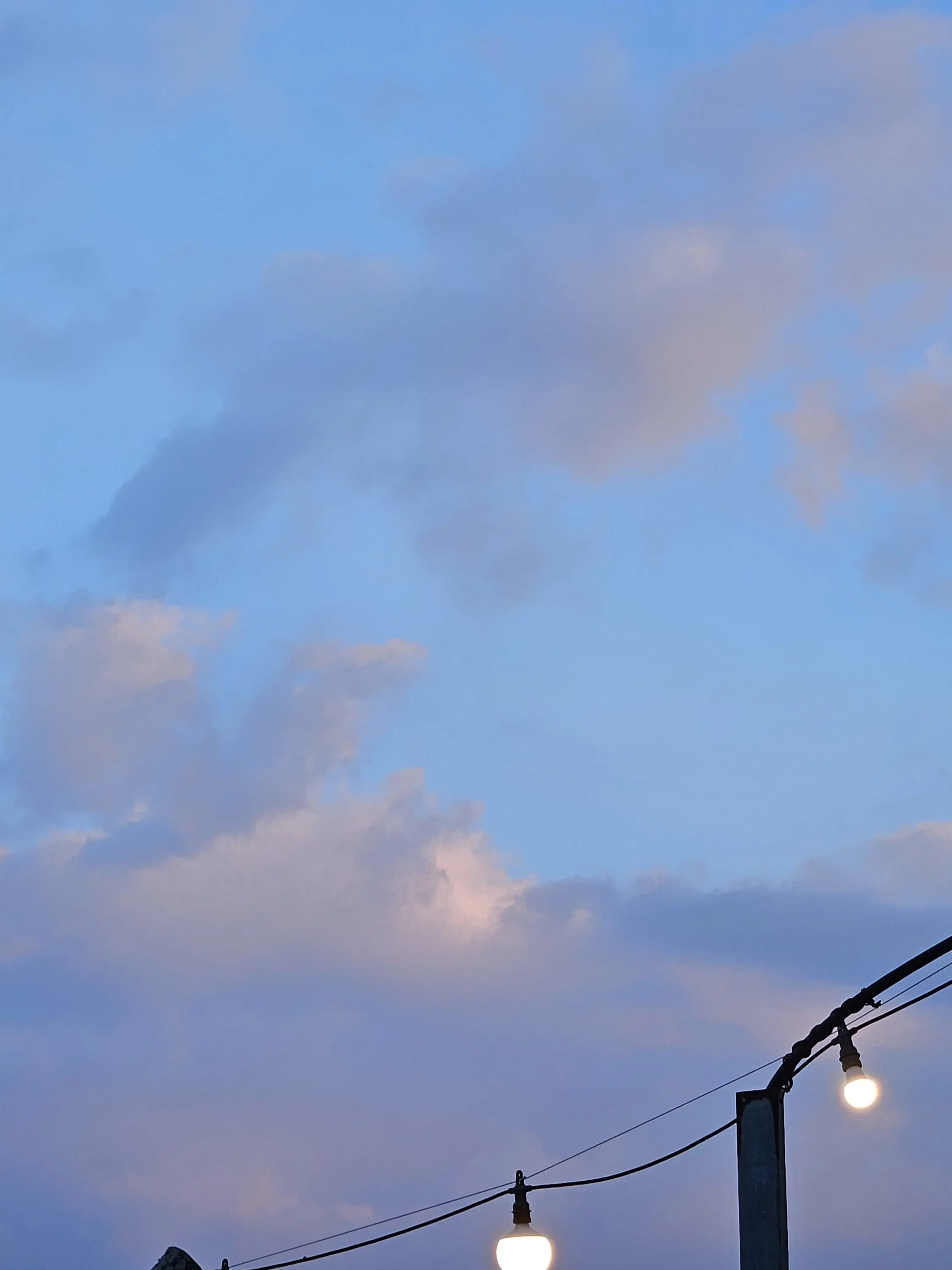 Cuting_girl의 난 네가 필요한데 왜 표현을 못할까.