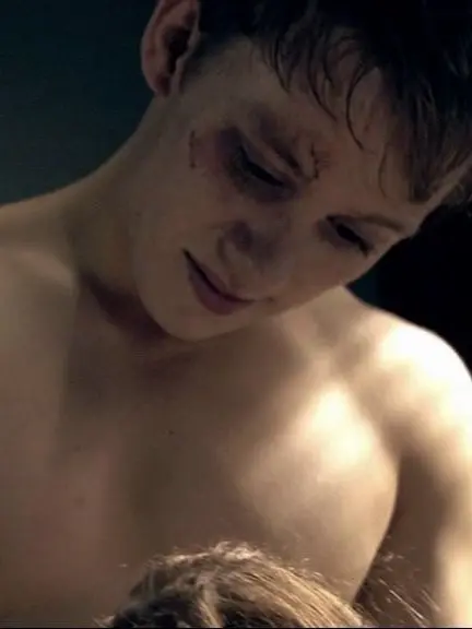 bunni333의 Luke from Skins