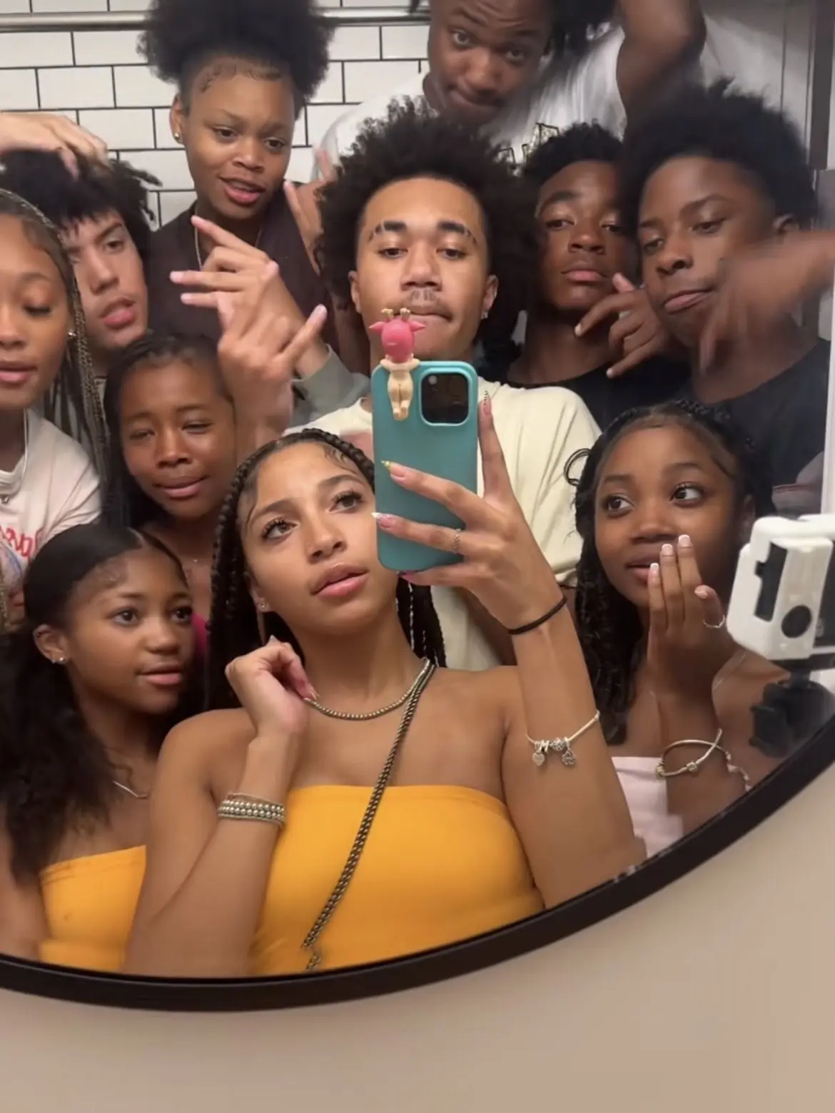 baddielikeZira의 GC 🐣!