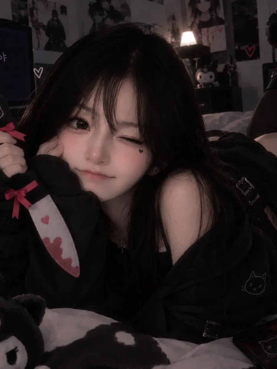 MurkyFan4895의 나를 죽이려는 킬러가 나에게 반했다
