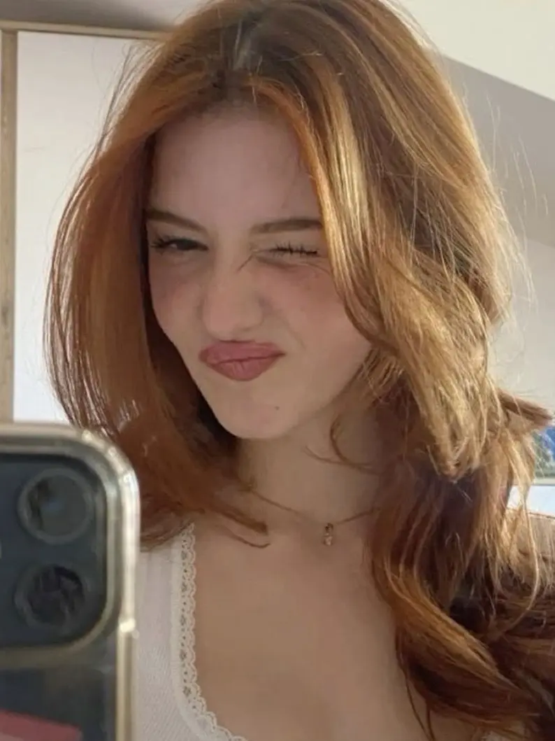 S1LLY_SUNNY0810의 Liz Buxbaum!