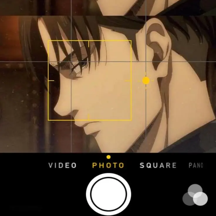 Levisocute의 리바이 병장님 핸드폰 야르~