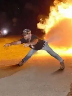 Farts-Of-Cheese의 Harlan Raker