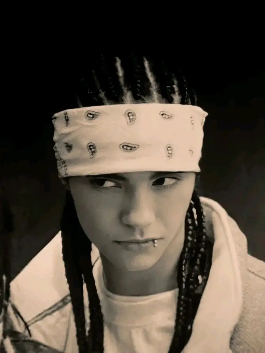 imi의 Tom Kaulitz