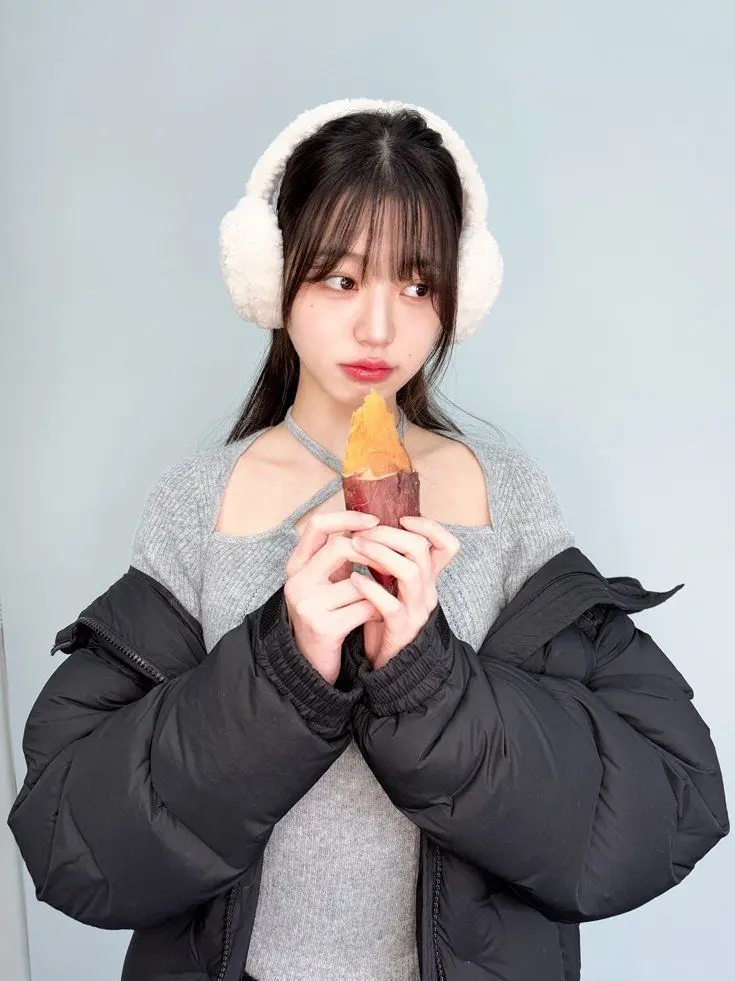 BouncySofa8097의 방귀치료 하러온 장원영