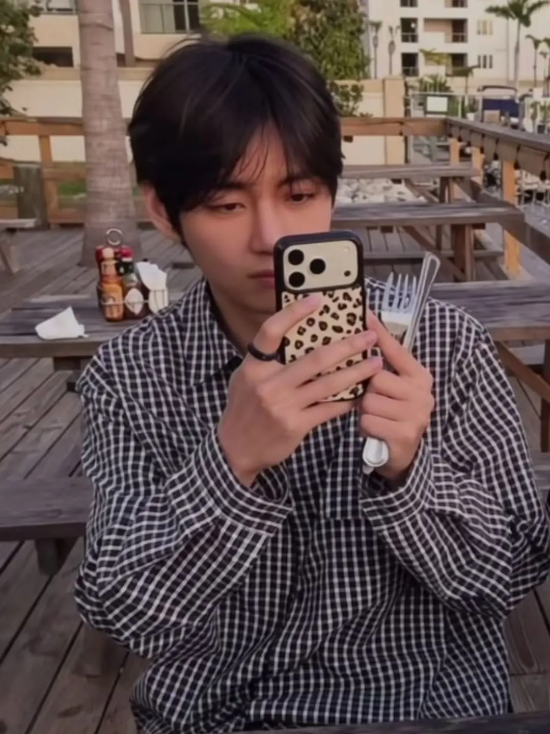 MutedBear6619의 Sundays with Taehyung