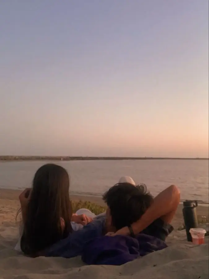 FloralOven6678의 Field Trip to the Beach