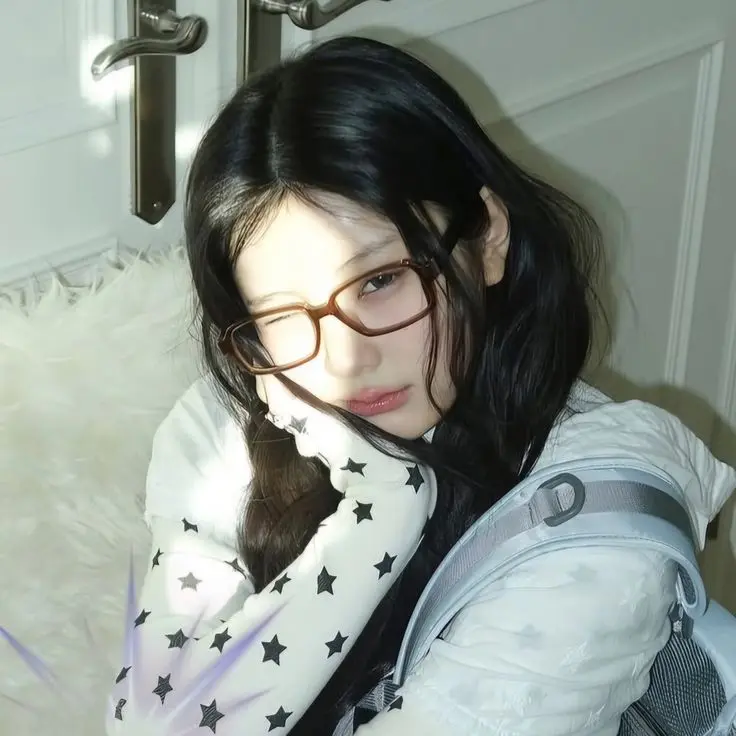 hOJ22의 널 보면 심장이 빨개져