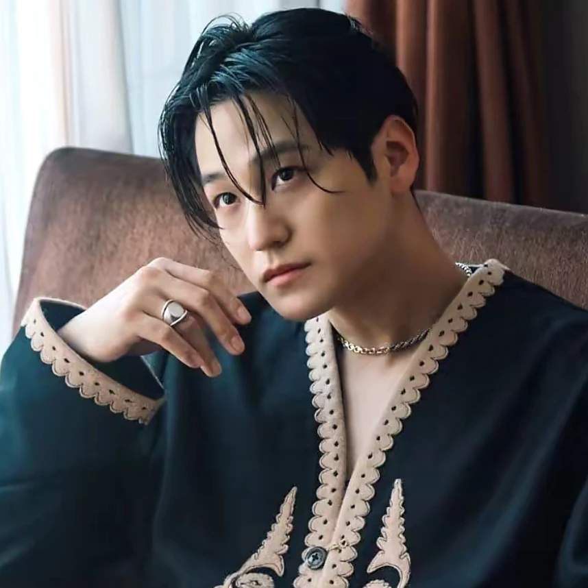 김범