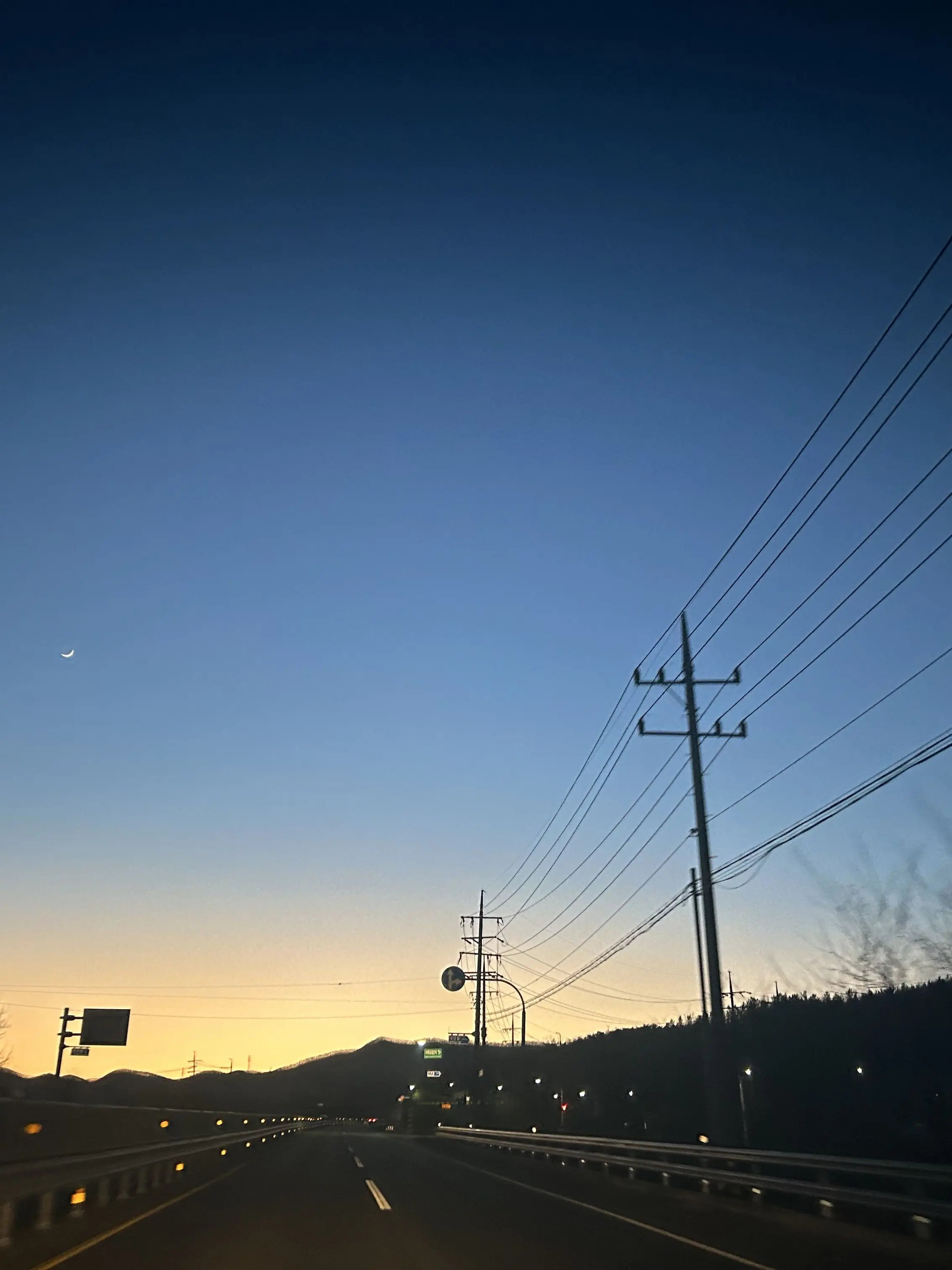 SnowyShirt0404의 막내인 유저