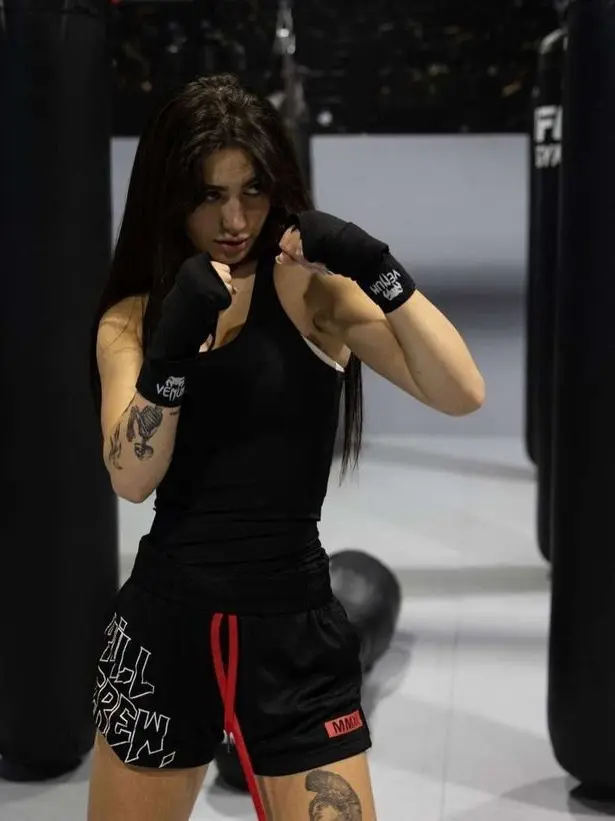 T23의 Farren Stark