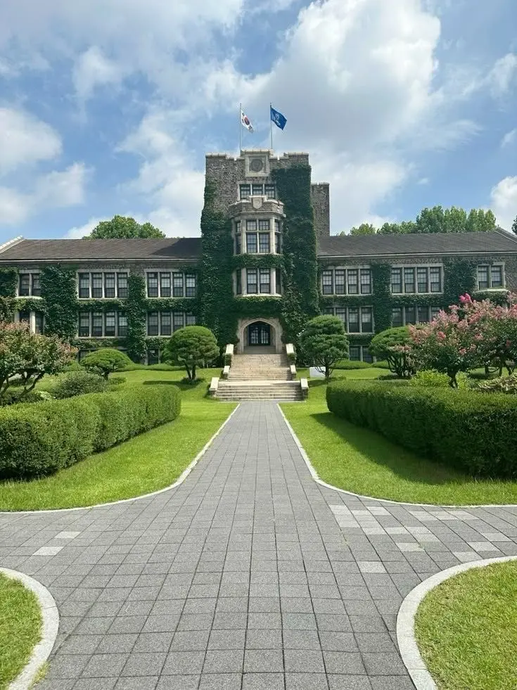 SnazzyGoat5668의 transfer student