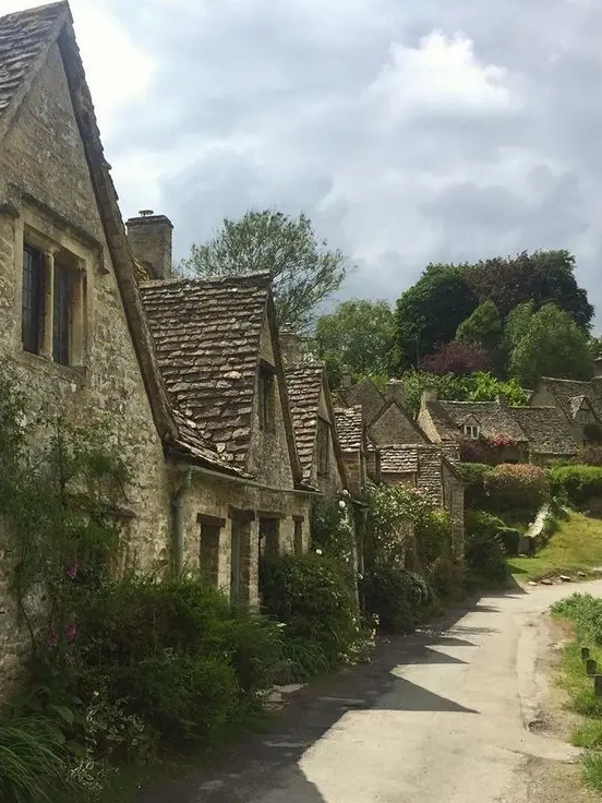 Ashlikesdih의 The magic village