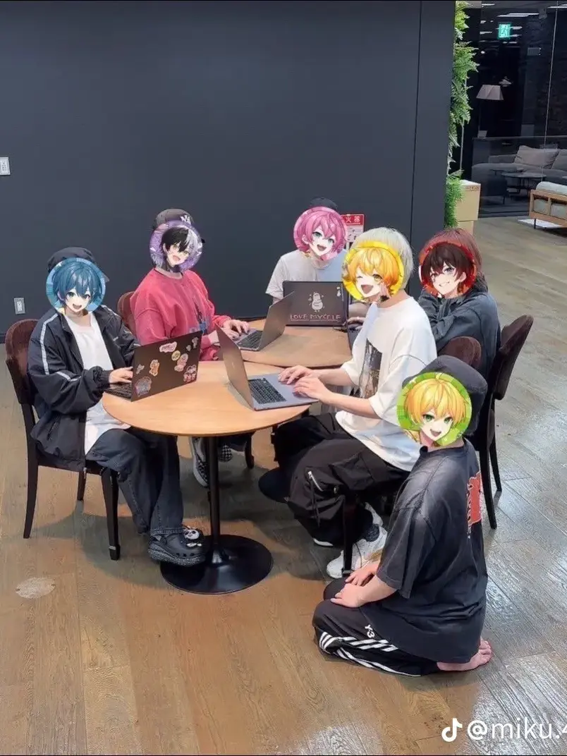 LightWing0240의 幼なじみを超えた関係へ……