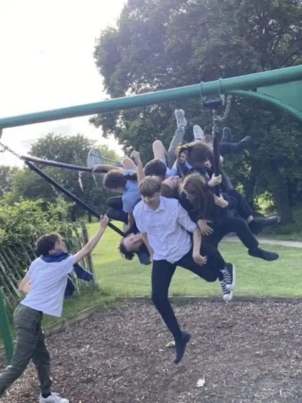 RSJordan815의 The friend group