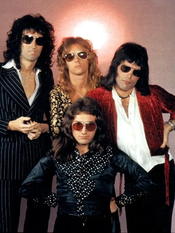 Motleycrueluver의 Queen Band