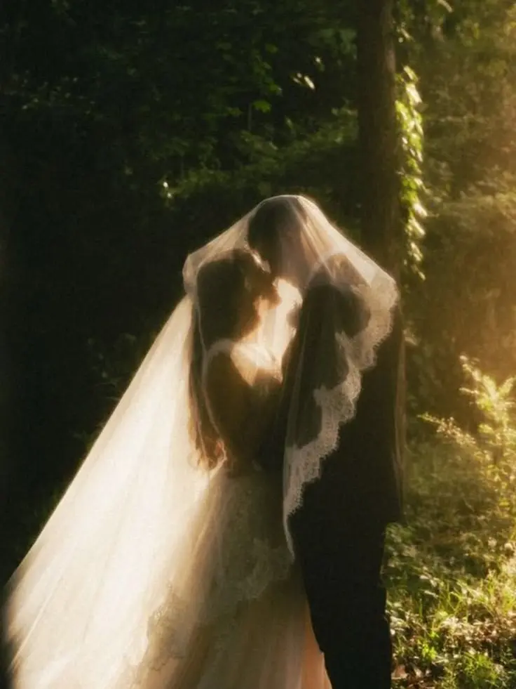 ShiftyDuvet2616의 Married