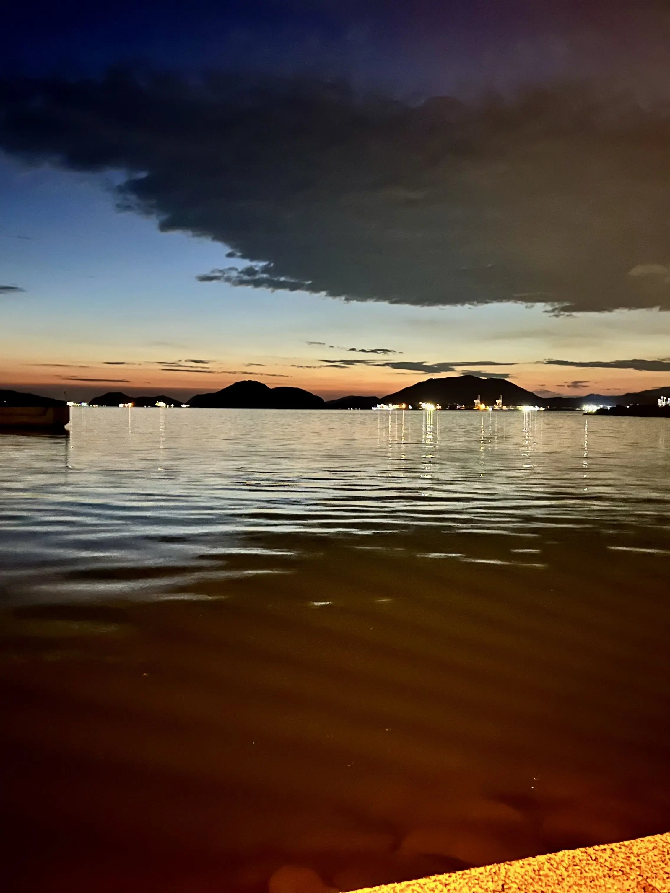 FluffyAlert6204의 遠距離恋愛している彼女