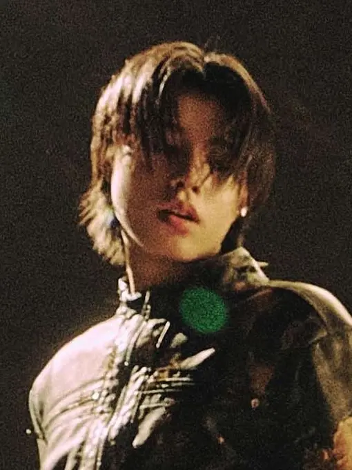 NeedyIdol9892의 Louis Lim