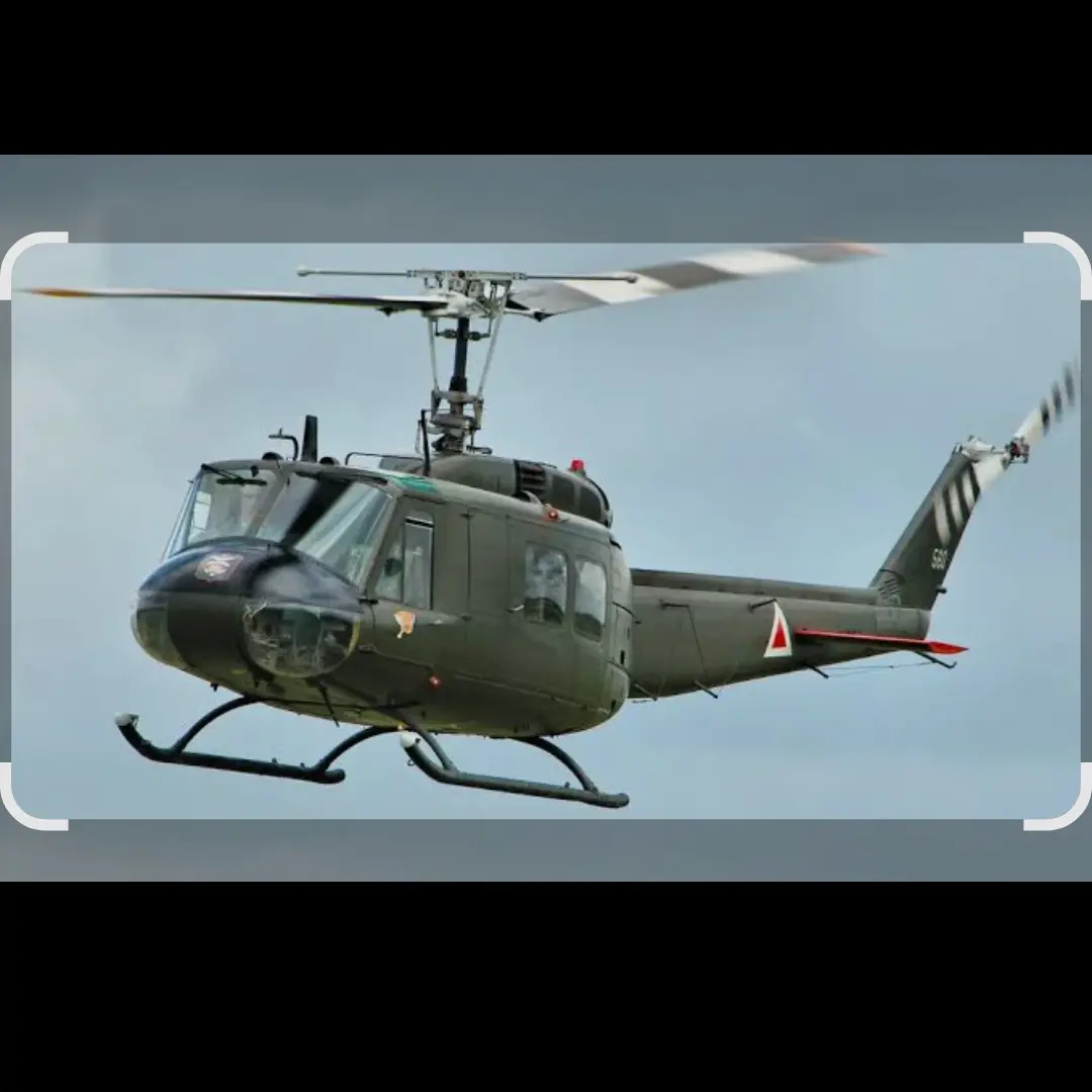 MoistMoney7427의 UH-1 헬기