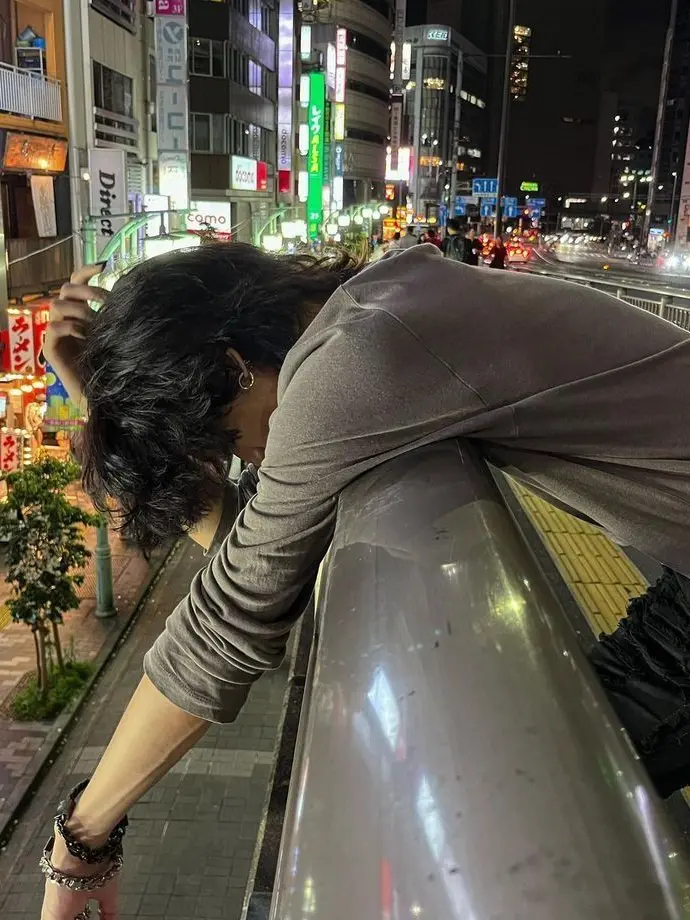 WoodenUrine0955의 How Can One Crave An Actor?