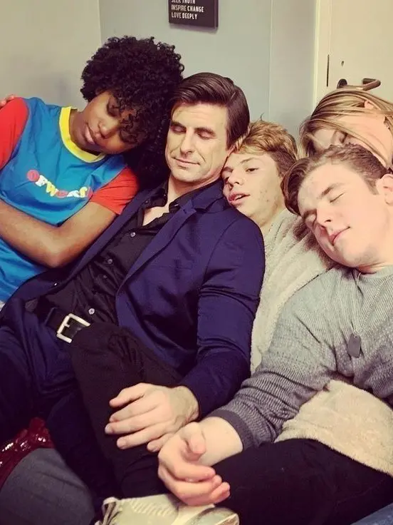 R4nd0m_St0ryz의 Henry danger 🍨